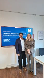 Jesús Juyumaya y Vera Voitova.