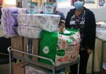 ORGULLO UNAB | Académica y Fonoaudióloga logra reunir 2 mil pañales y elementos necesarios para maternidad del Hospital El Pino