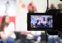 Periodismo UNAB sube un puesto en el ranking de América Economía