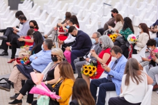 Con Satisfacción Y Alegría, Egresados De La Universidad Andrés Bello ...