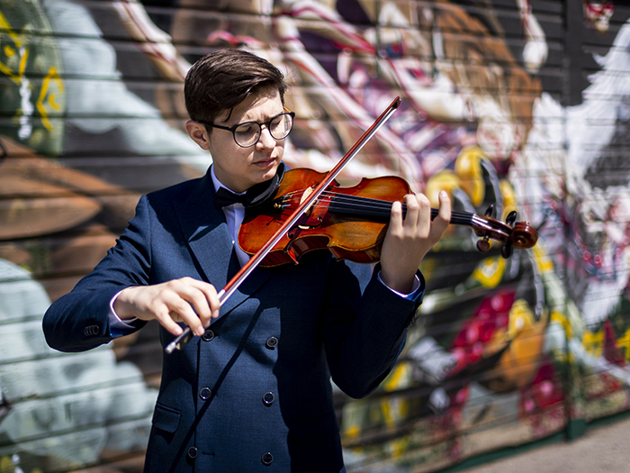Violinista invitado a El encanto del violín