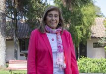 Reconocen a académica UNAB con premio “Maestra de la Psiquiatría Chilena 2022”